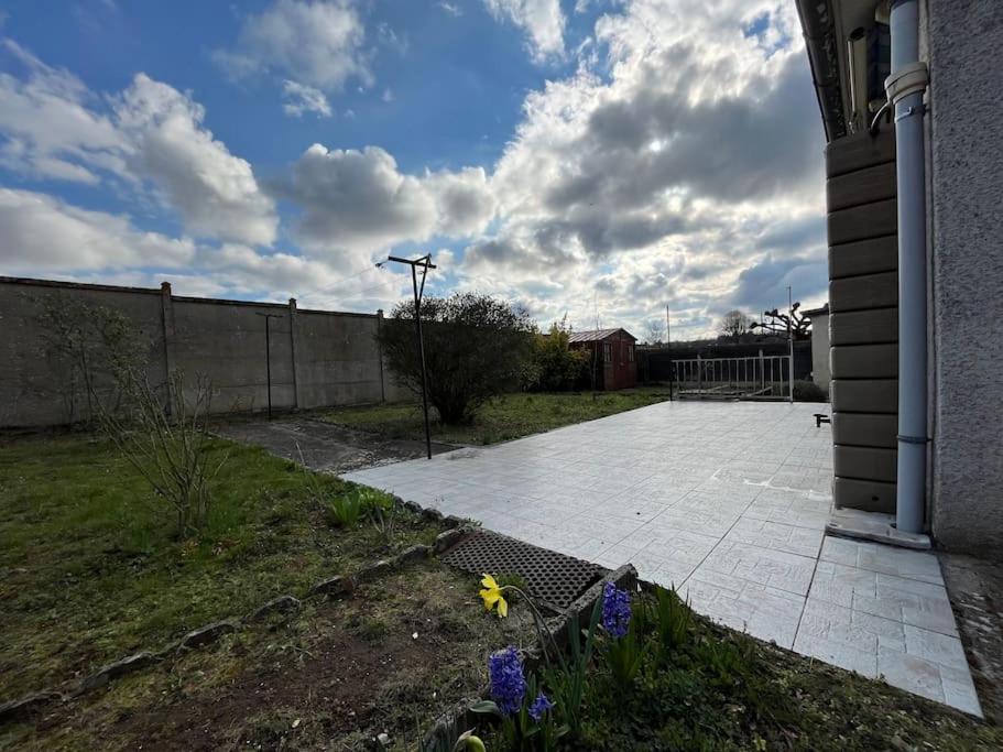 Maisonnette - Jardin Exterieur Champagne-sur-Seine Ngoại thất bức ảnh